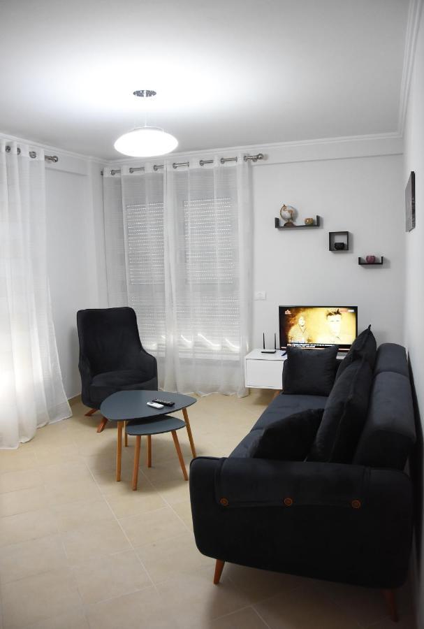 Click - Apartment